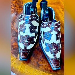 NEWPORT NEWS western slip on boots Sz 7.5